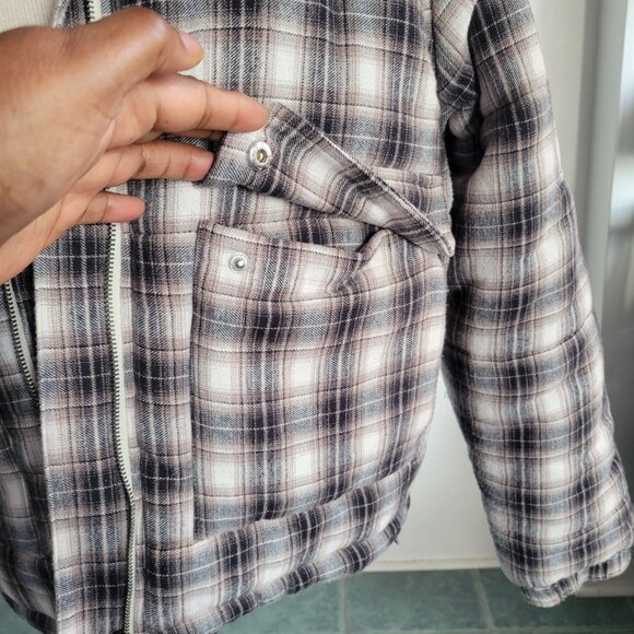 Urban Outfitters BDG Women’s Plaid Puffer Jacket (Size: Medium) - Picture 8 of 15
